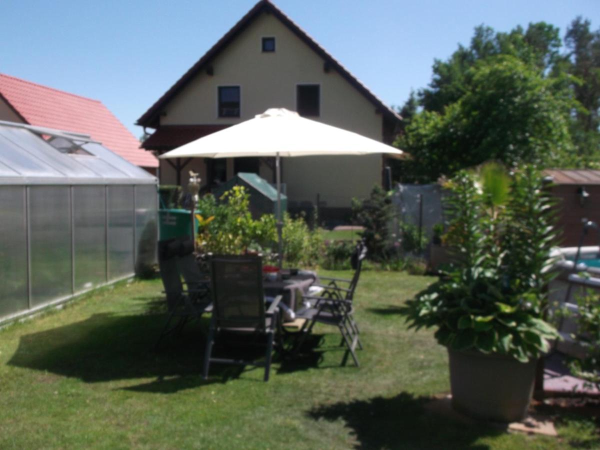 Haus Am Wald Guhrow Exterior foto
